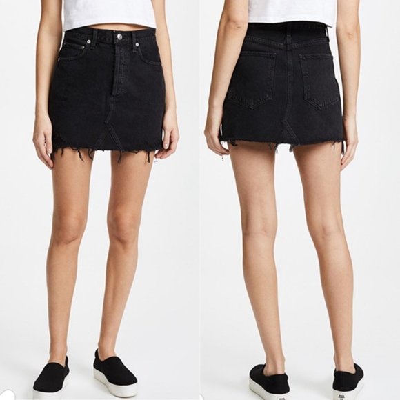 New AGOLDE Quinn high rise frayed distressed button fly denim mini skirt